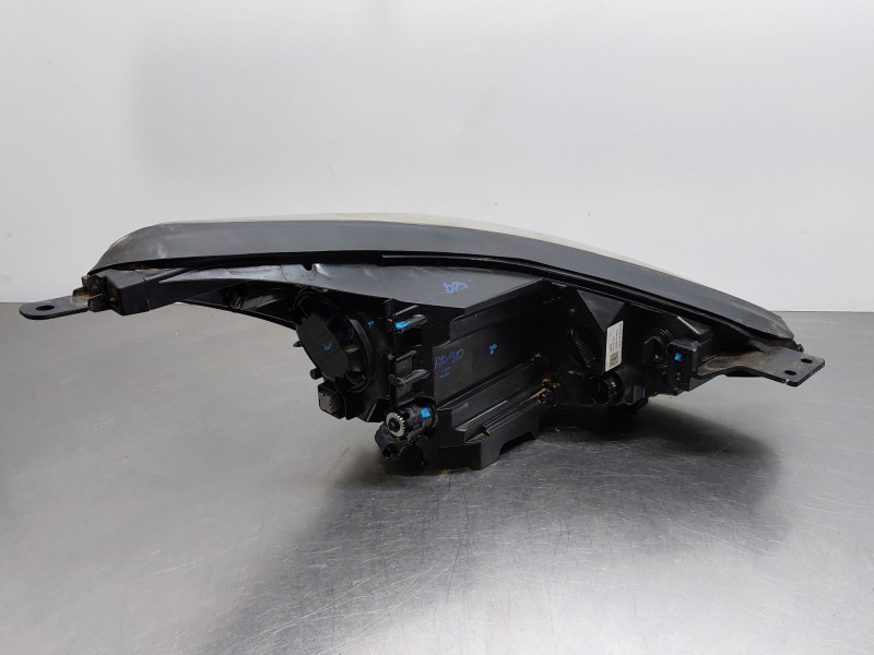 Recambio de faro izquierdo para kia sportage dynamic referencia OEM IAM 92101F1010  