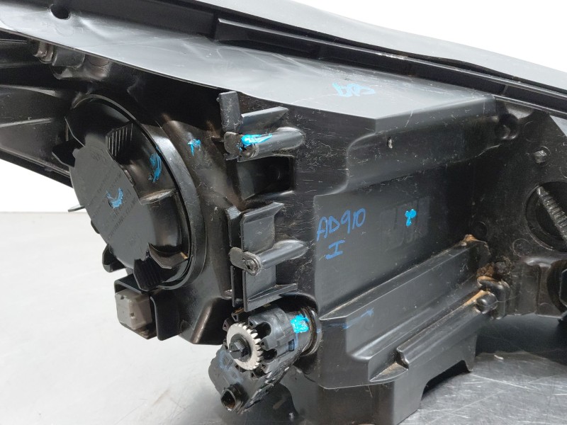 Recambio de faro izquierdo para kia sportage dynamic referencia OEM IAM 92101F1010  