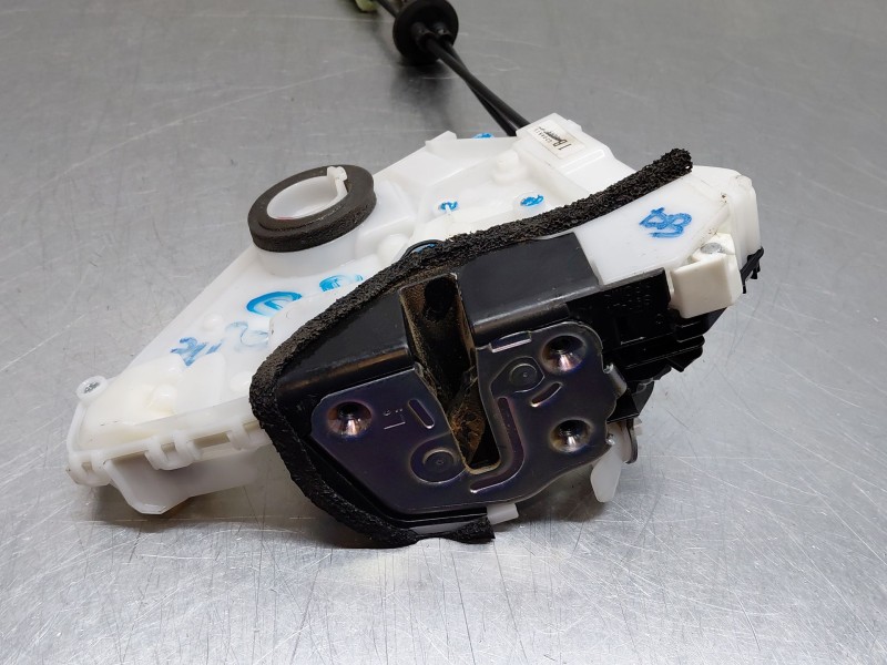 Recambio de cerradura puerta delantera izquierda para mazda cx-30 evolution referencia OEM IAM DGH959310B  