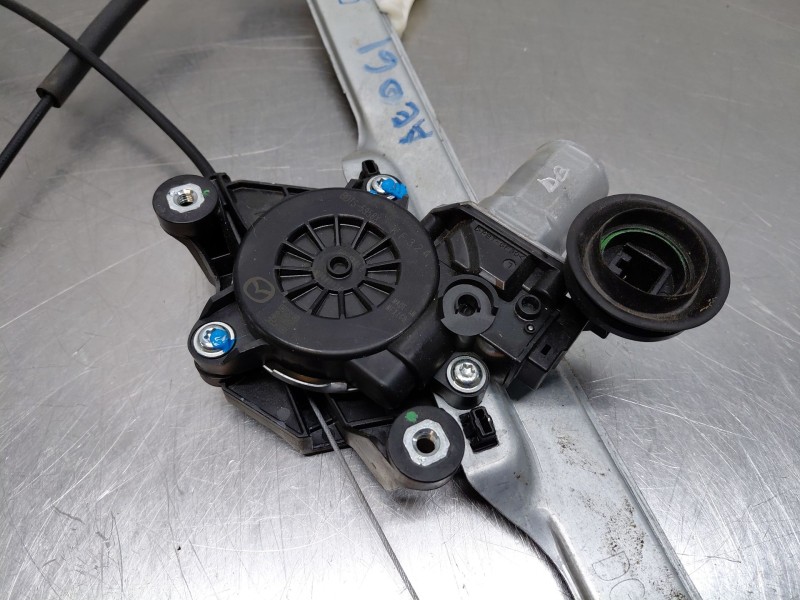 Recambio de elevalunas delantero izquierdo para mazda cx-30 evolution referencia OEM IAM DFR559590A  