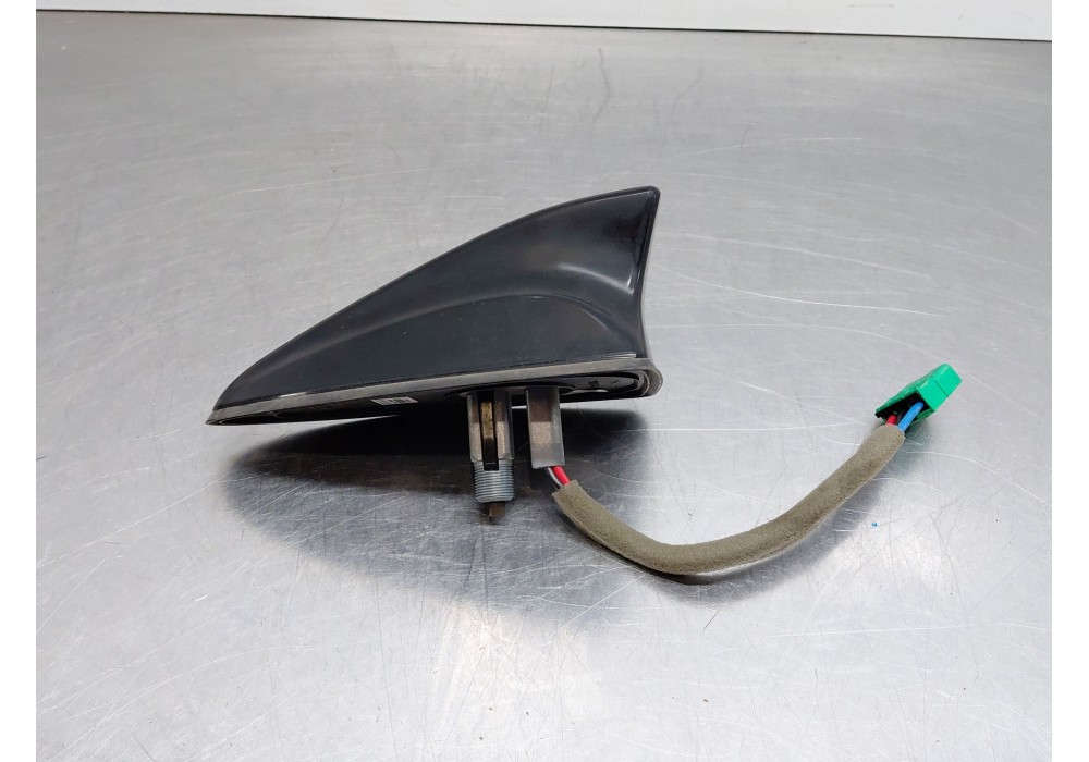 Recambio de antena para kia sportage eco dynamic referencia OEM IAM 96210F1BB0EB  