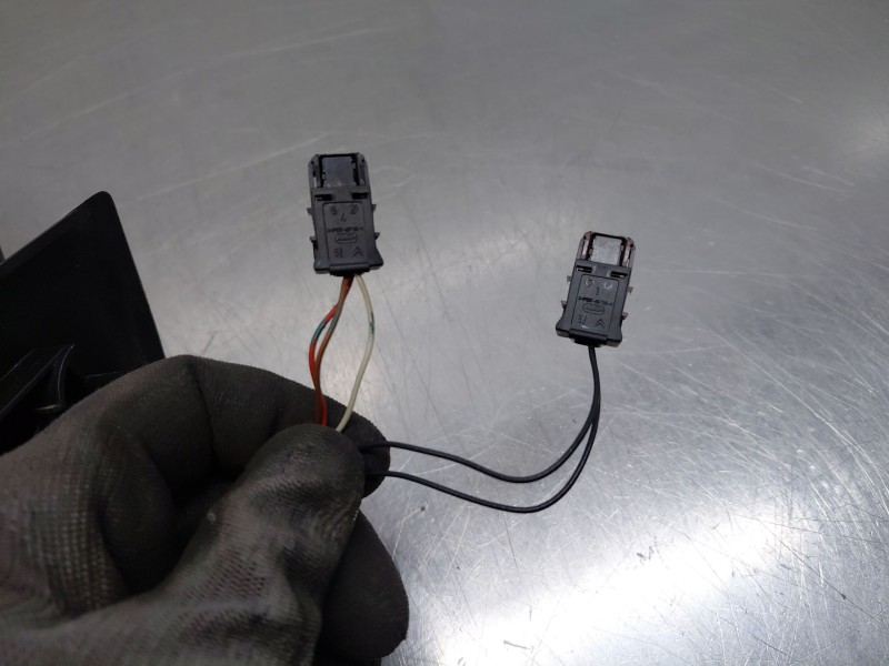 Recambio de retrovisor izquierdo para citroën c3 pluriel (hb_) 1.4 referencia OEM IAM   