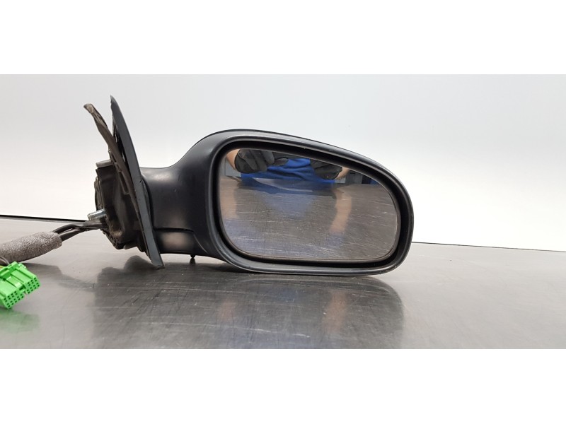 Recambio de retrovisor derecho para volvo s60 berlina 2.4 t / 2.5 t referencia OEM IAM 30745254  