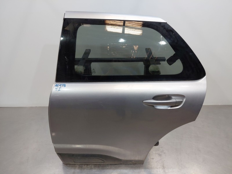Recambio de puerta trasera izquierda para citroën c4 cactus shine referencia OEM IAM 9821336680  