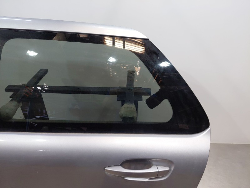 Recambio de puerta trasera izquierda para citroën c4 cactus shine referencia OEM IAM 9821336680  