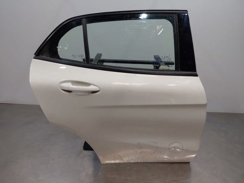 Recambio de puerta trasera derecha para mercedes-benz clase gla (w156) 200 d referencia OEM IAM A1567300205  