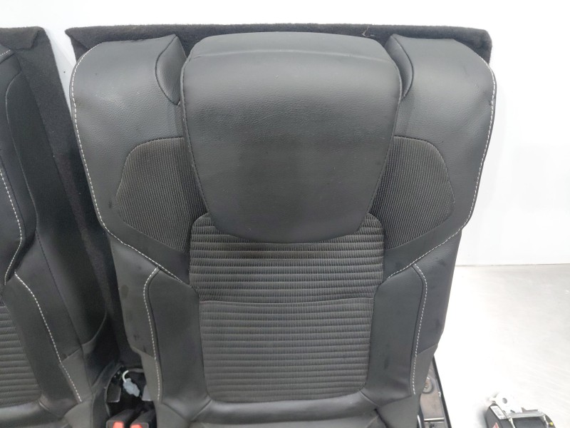 Recambio de asientos tercera fila ( pareja ) para renault scenic iv intens referencia OEM IAM 890017604R  