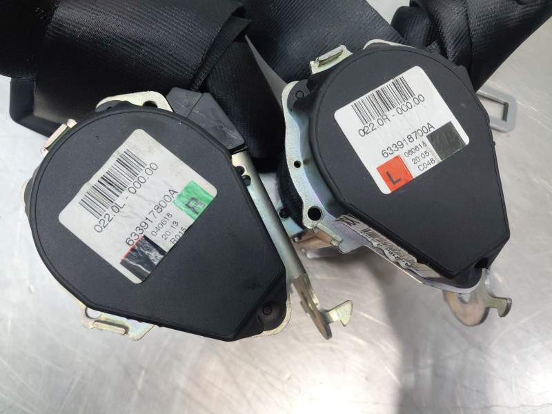 Recambio de asientos tercera fila ( pareja ) para renault scenic iv intens referencia OEM IAM 890017604R  