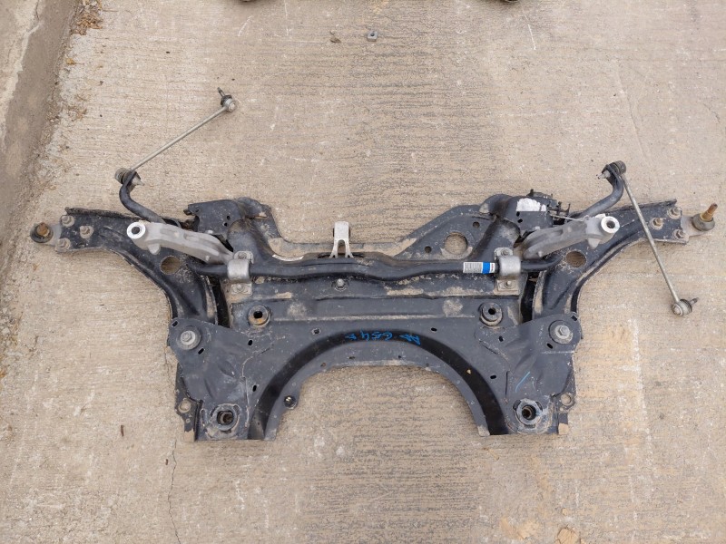 Recambio de puente delantero para peugeot 5008 allure referencia OEM IAM 9808812580  