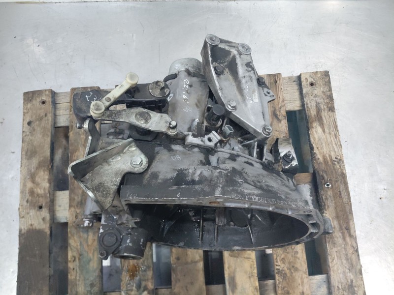 Recambio de caja cambios para peugeot bipper básico referencia OEM IAM 20CQ70  