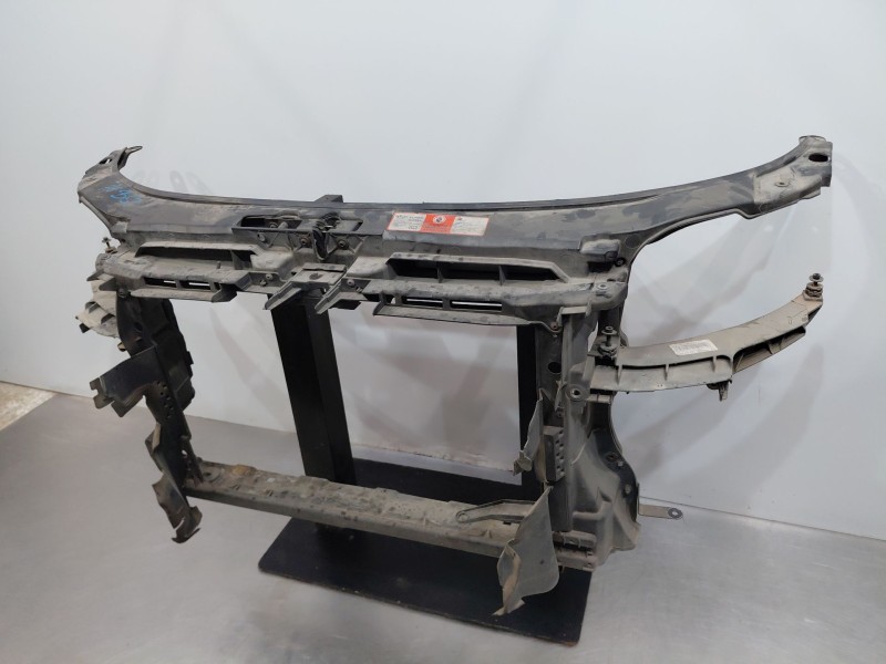 Recambio de panel frontal para audi a3 sportback (8pa) 1.9 tdi referencia OEM IAM 8P0805588A  