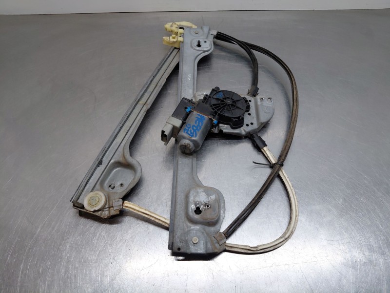 Recambio de elevalunas delantero izquierdo para peugeot 1007 (km_) 1.4 hdi referencia OEM IAM 9221R0  