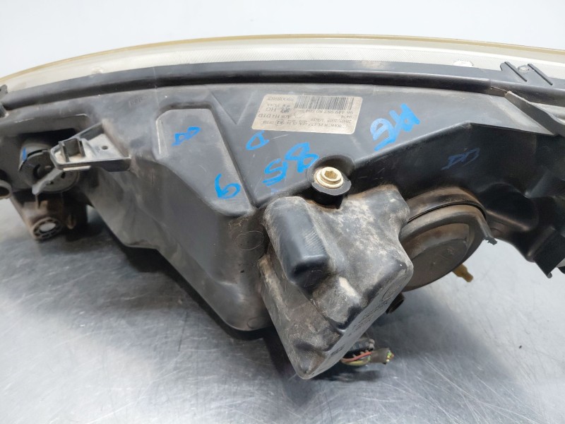 Recambio de faro derecho para peugeot 1007 (km_) 1.4 hdi referencia OEM IAM 620651 9644998780 