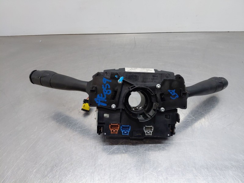 Recambio de mando multifuncion para peugeot 1007 (km_) 1.4 hdi referencia OEM IAM 6242N0 96576794XT 