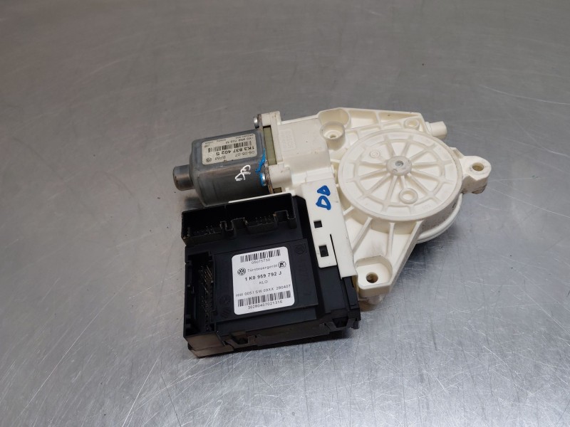 Recambio de motor elevalunas delantero derecho para volkswagen golf v (1k1) 1.6 referencia OEM IAM 1K0959702NZ79 1K0959792J 