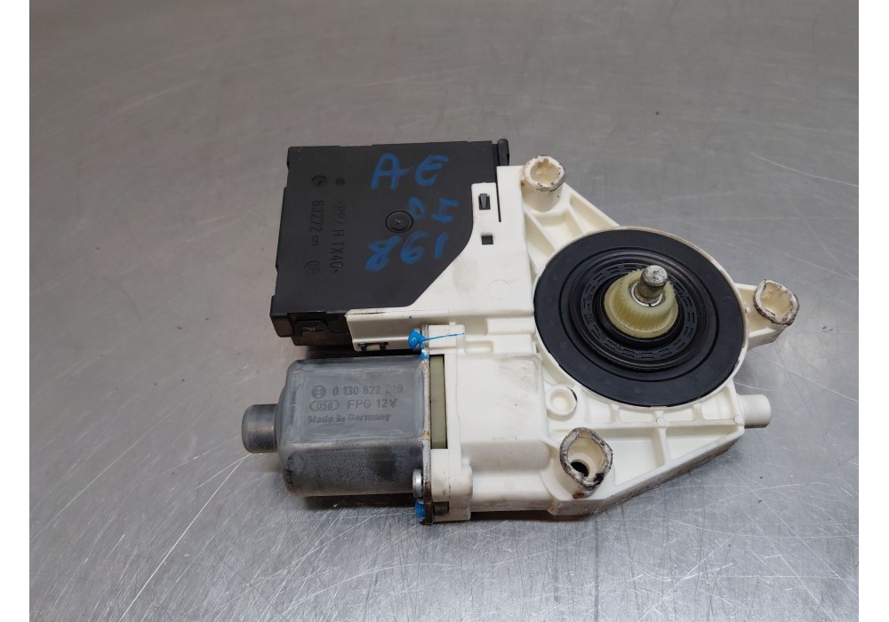 Recambio de motor elevalunas delantero izquierdo para volkswagen golf v (1k1) 1.6 referencia OEM IAM 1K0959701NZ5Z 1K0959793J 