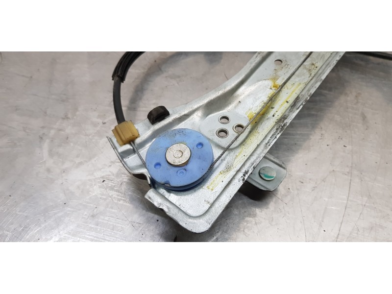 Recambio de elevalunas trasero izquierdo para renault megane iii berlina 5 p expression referencia OEM IAM 827210003R   Recambio de elevalunas trasero izquierdo para renault megane iii berlina 5 p expression referencia OEM IAM 827210003R