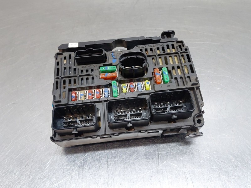 Recambio de caja reles / fusibles para citroën c4 coupé (la_) 1.6 16v referencia OEM IAM 6500ck  