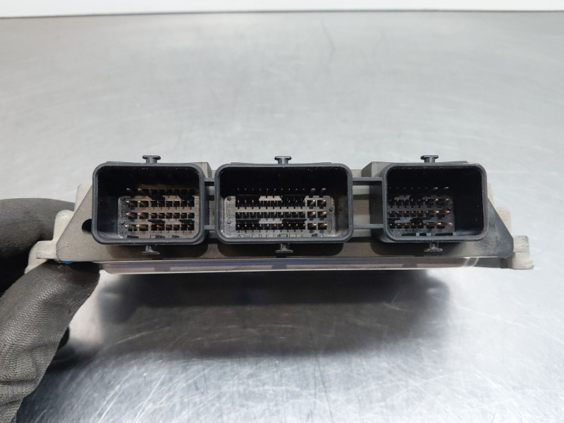 Recambio de centralita motor uce para citroën c4 coupé (la_) 1.6 16v referencia OEM IAM 9657489480  
