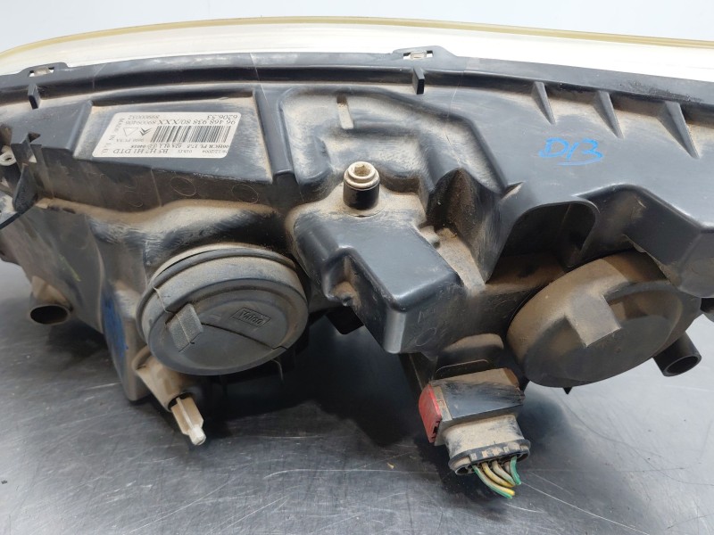 Recambio de faro derecho para citroën c4 coupé (la_) 1.6 16v referencia OEM IAM 6206L4 9646893880 