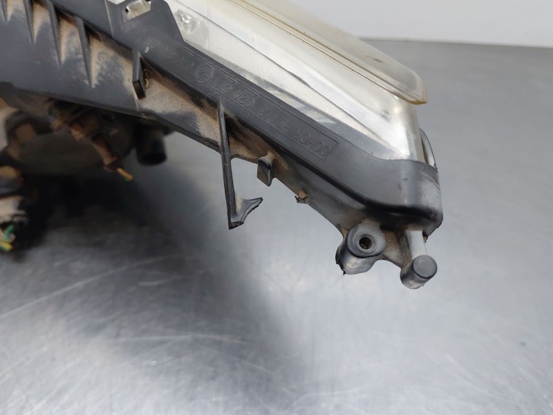 Recambio de faro derecho para citroën c4 coupé (la_) 1.6 16v referencia OEM IAM 6206L4 9646893880 