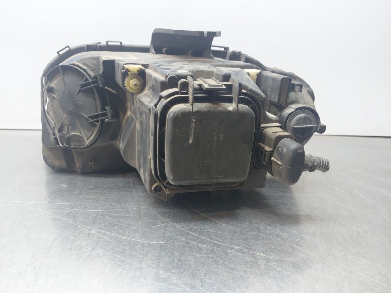 Recambio de faro derecho para audi a3 sportback (8pa) 1.9 tdi referencia OEM IAM 8P0941004K  