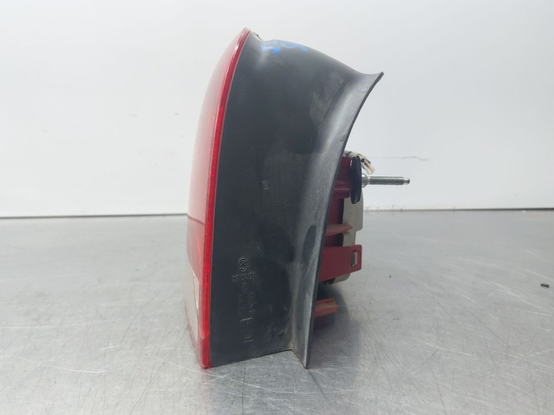 Recambio de piloto trasero izquierdo para audi a3 sportback (8pa) 1.9 tdi referencia OEM IAM 8P0945095  