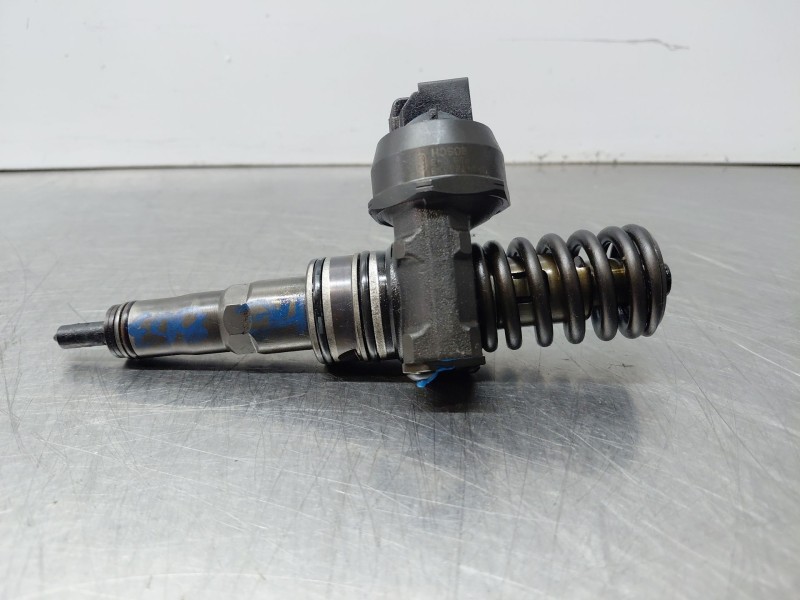 Recambio de inyector para audi a3 sportback (8pa) 1.9 tdi referencia OEM IAM   