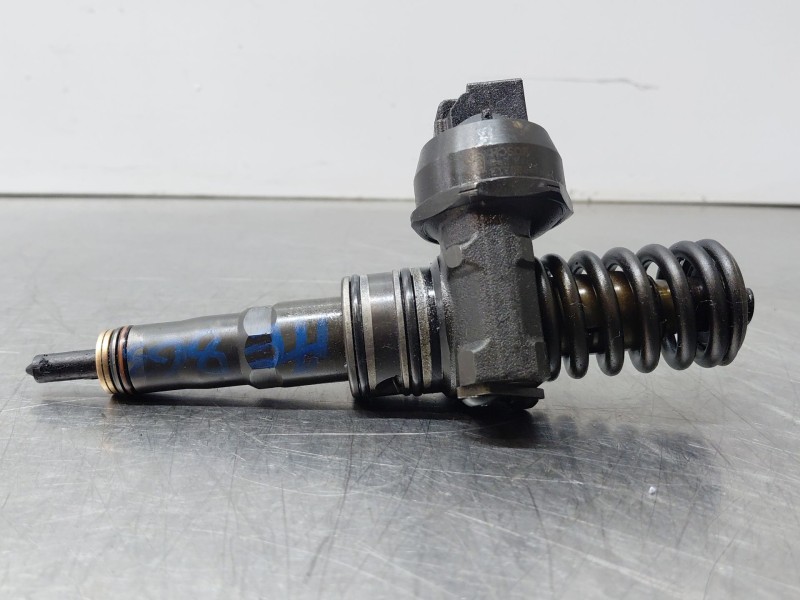 Recambio de inyector para audi a3 sportback (8pa) 1.9 tdi referencia OEM IAM   