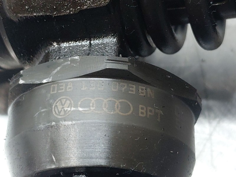Recambio de inyector para audi a3 sportback (8pa) 1.9 tdi referencia OEM IAM   