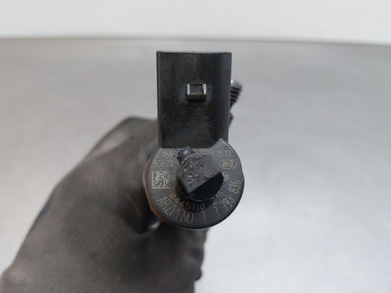 Recambio de inyector para bmw 1 (e87) 120 d referencia OEM IAM 0445110216  