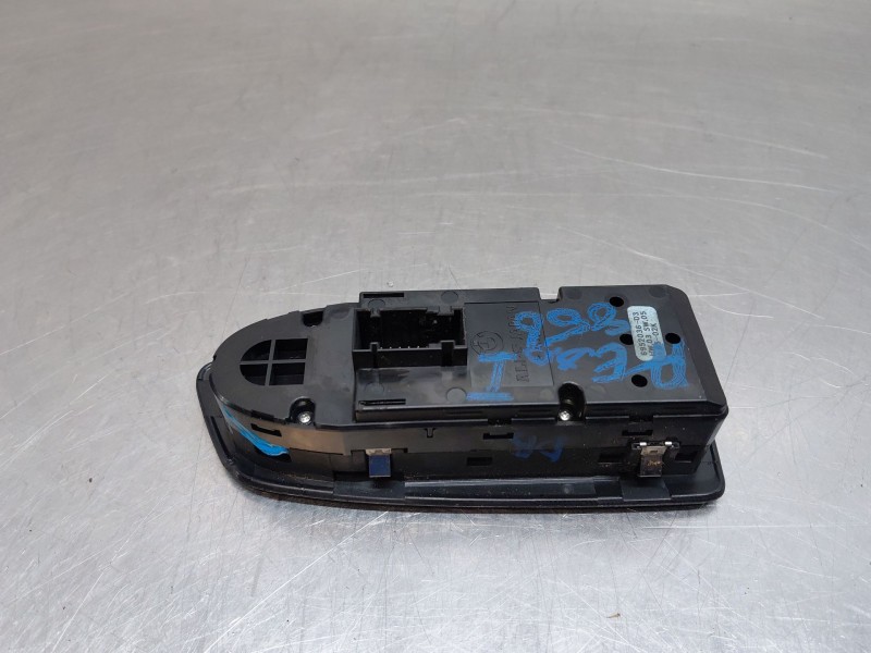 Recambio de mando elevalunas delantero izquierdo para bmw 1 (e87) 120 d referencia OEM IAM 61319216558  