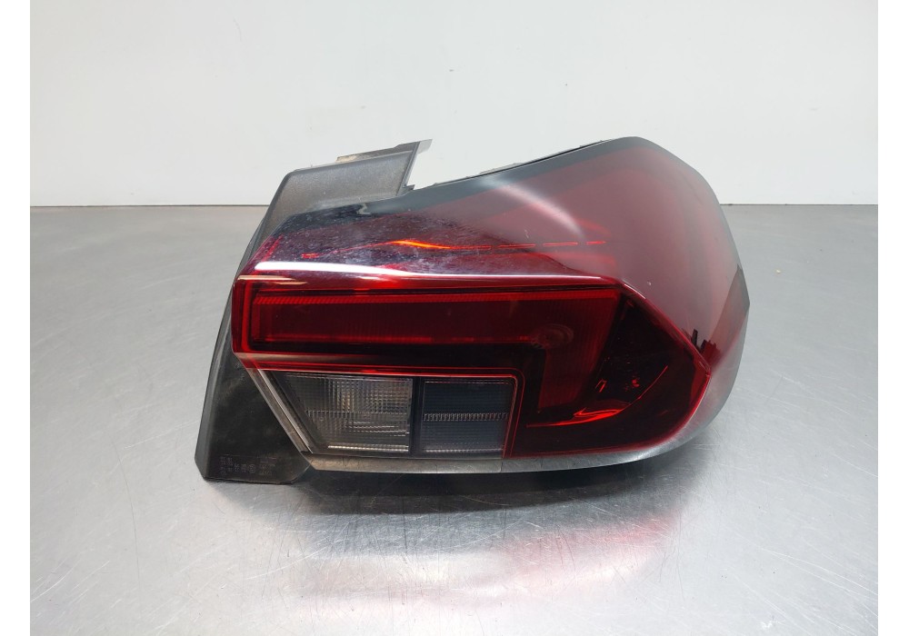 Recambio de piloto trasero derecho para opel corsa f (p2jo) 1.2 (68) referencia OEM IAM   