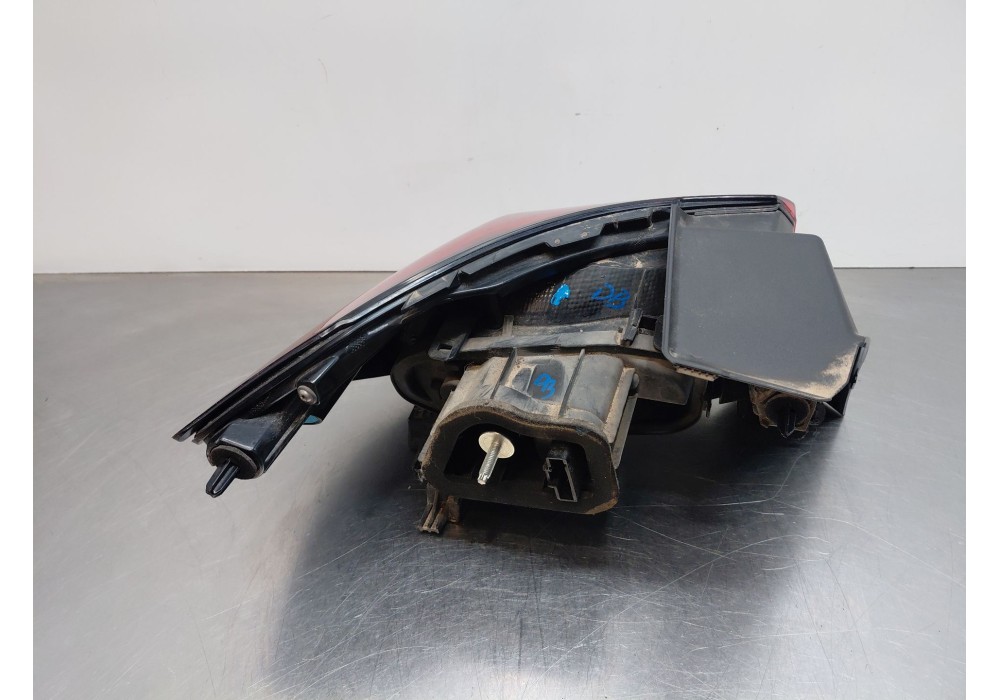 Recambio de piloto trasero derecho para opel corsa f (p2jo) 1.2 (68) referencia OEM IAM   