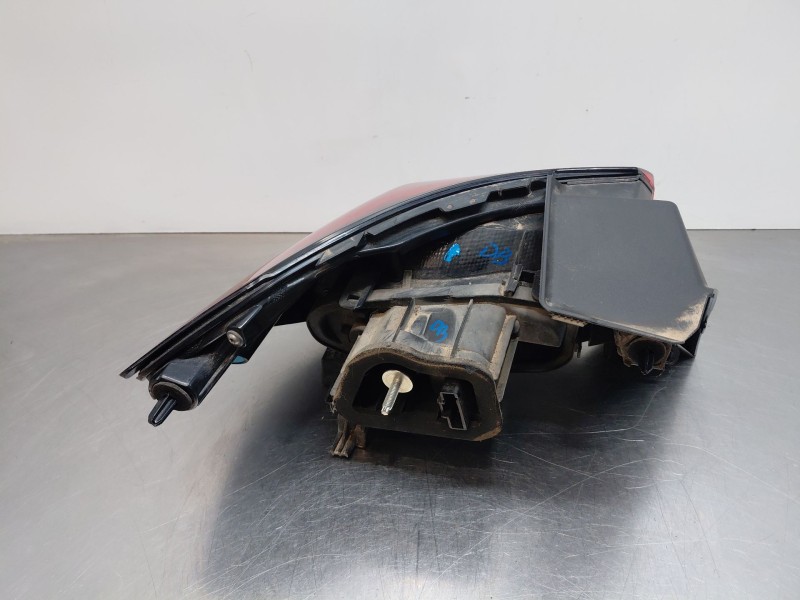 Recambio de piloto trasero derecho para opel corsa f (p2jo) 1.2 (68) referencia OEM IAM   