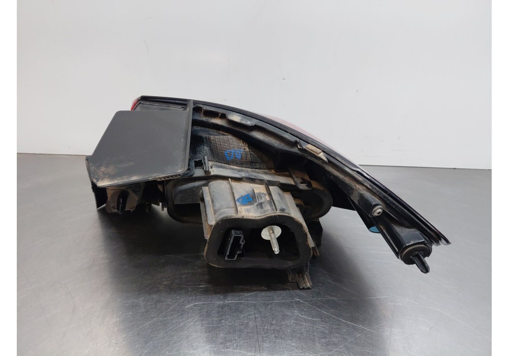 Recambio de piloto trasero izquierdo para opel corsa f (p2jo) 1.2 (68) referencia OEM IAM   