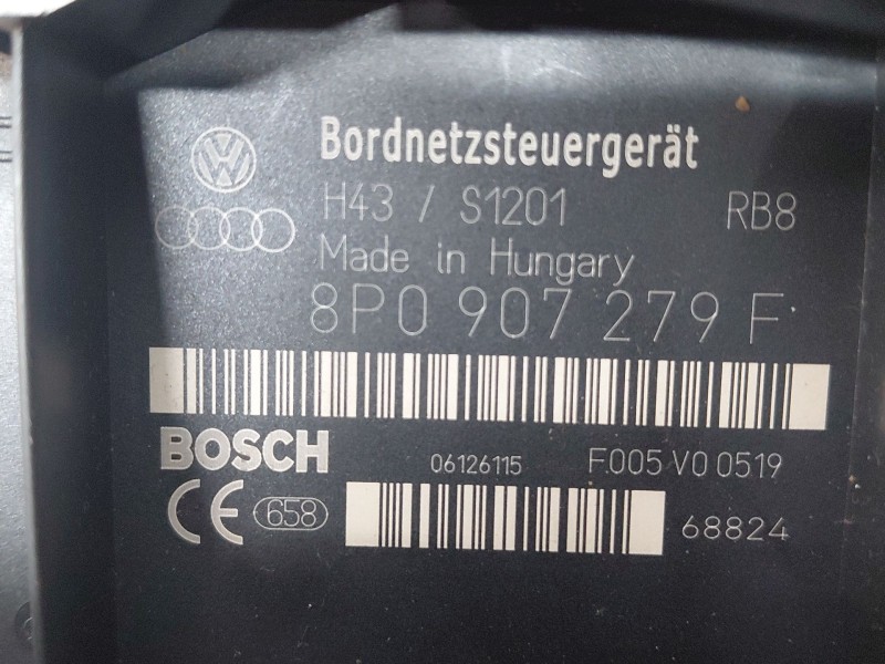 Recambio de caja reles / fusibles para audi a3 sportback (8pa) 1.9 tdi referencia OEM IAM 8P0907279F  
