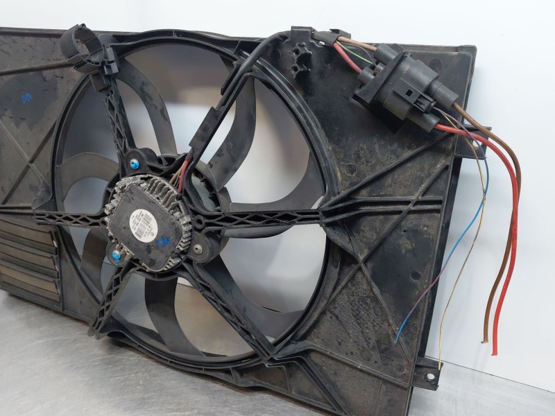 Recambio de electroventilador para volkswagen golf v (1k1) 1.6 referencia OEM IAM 1K0959455EF 1K0121203L 
