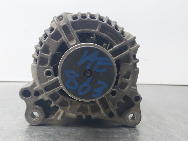 Recambio de alternador para audi a3 sportback (8pa) 1.9 tdi referencia OEM IAM 06F903023F  