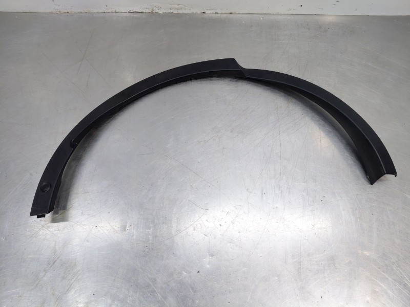 Recambio de aletin trasero derecho para jaguar e-pace (x540) 2.0 d150 awd referencia OEM IAM   