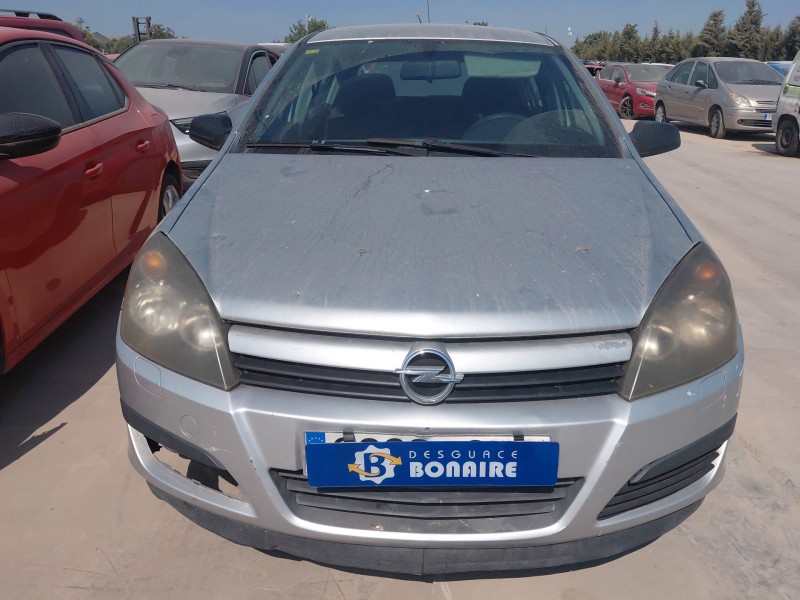 opel astra h (a04) del año 2004