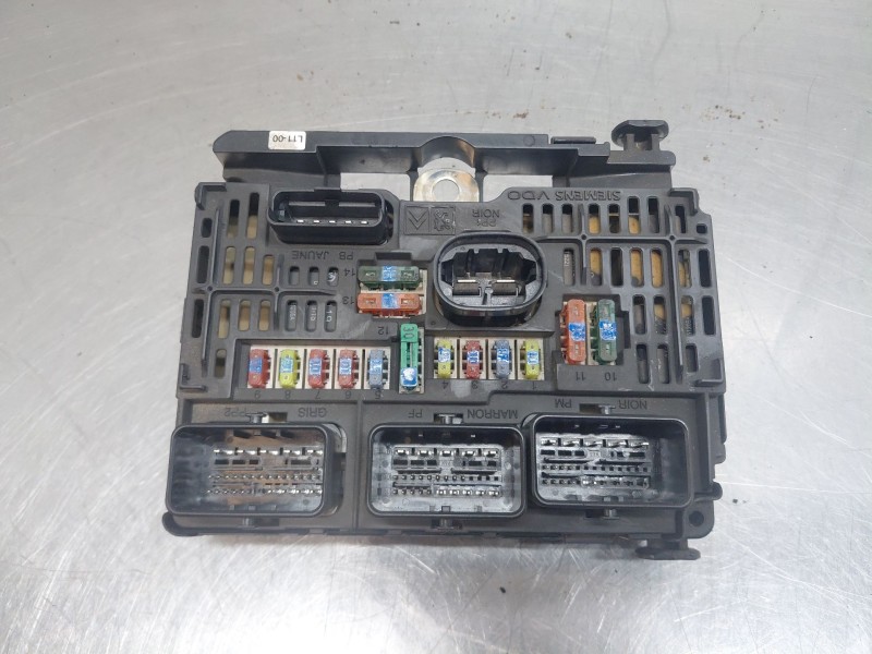 Recambio de caja reles / fusibles para citroën c4 coupé (la_) 1.6 hdi referencia OEM IAM 9661682980  