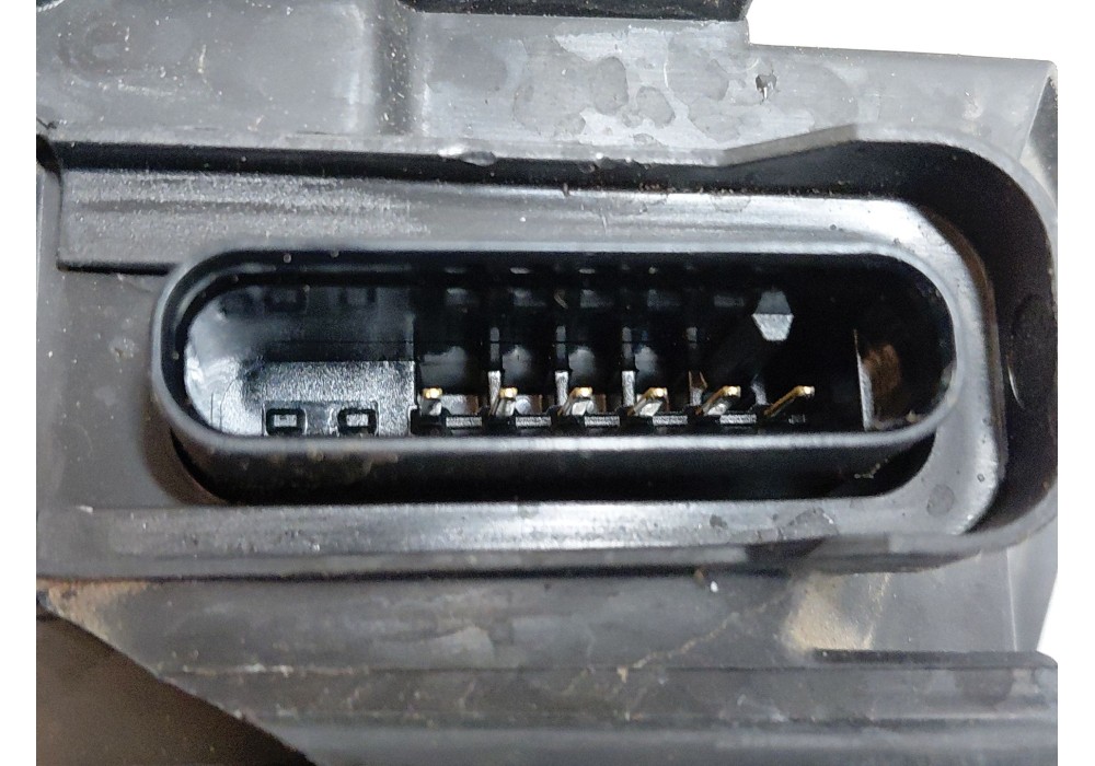 Recambio de cerradura puerta delantera izquierda para jaguar e-pace (x540) 2.0 d150 awd referencia OEM IAM T2H17432  