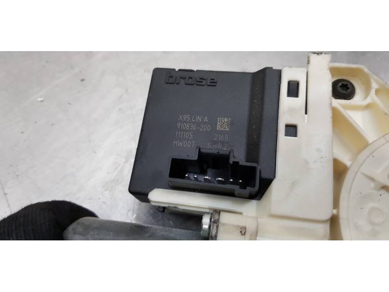 Recambio de elevalunas trasero izquierdo para renault megane iii berlina 5 p expression referencia OEM IAM 827210003R   Recambio de elevalunas trasero izquierdo para renault megane iii berlina 5 p expression referencia OEM IAM 827210003R