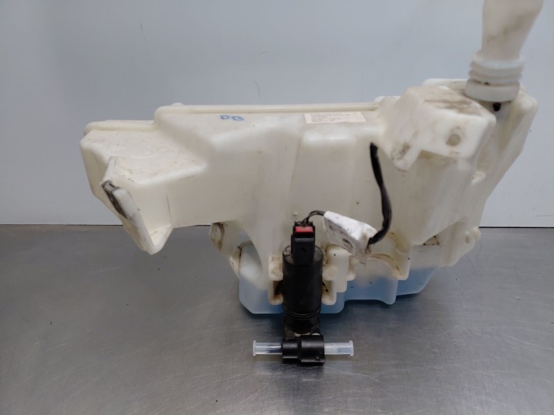 Recambio de deposito limpia para jaguar e-pace (x540) 2.0 d150 awd referencia OEM IAM J9C7373 BJ3217B613AE 