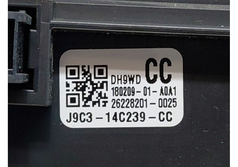 Recambio de mando climatizador para jaguar e-pace (x540) 2.0 d150 awd referencia OEM IAM J9C10875 J9C314C239CC 