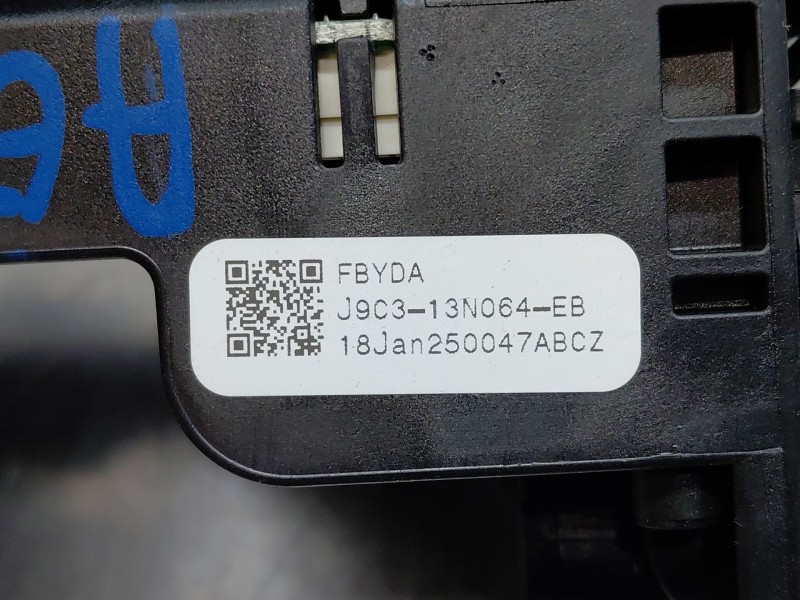 Recambio de mando multifuncion para jaguar e-pace (x540) 2.0 d150 awd referencia OEM IAM T4A19273 T4A19271 J9C7345