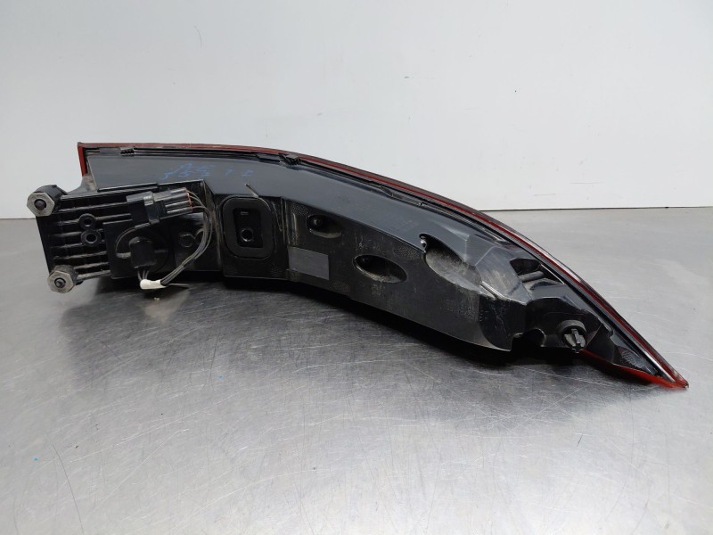 Recambio de piloto trasero izquierdo para jaguar e-pace (x540) 2.0 d150 awd referencia OEM IAM J9C5265 J9C313405CB 