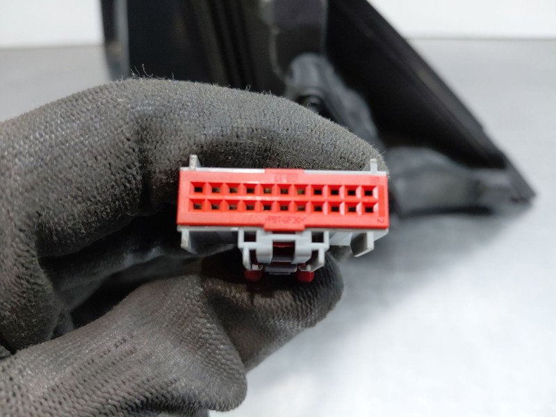 Recambio de retrovisor izquierdo para jaguar e-pace (x540) 2.0 d150 awd referencia OEM IAM J9C8373  