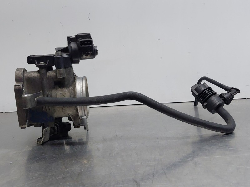 Recambio de caja mariposa para bmw 3 coupé (e46) 318 ci referencia OEM IAM 13541432058  
